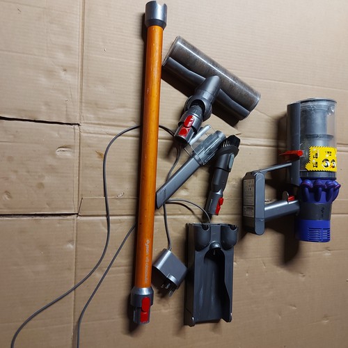 Dyson v10 cordless - dyson,