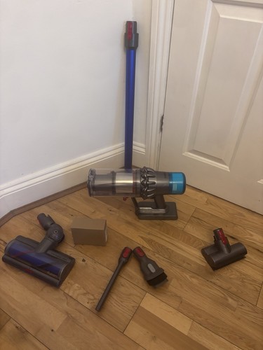 Dyson v11 advanced - advanced, cordless