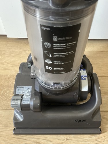 Dyson dc33 multi floor vacuum - ,