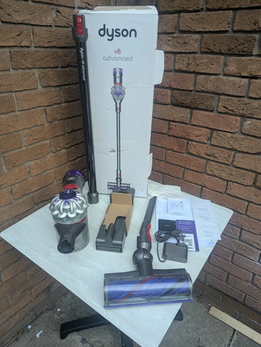 Dyson advanced cordless - v8,