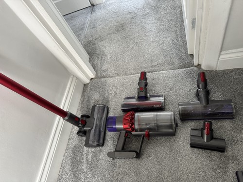 Dyson cyclone v10 total clean - v10,