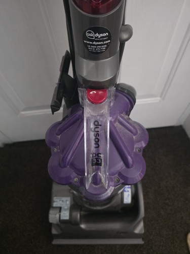 Dyson dc33 animal upright - dyson,